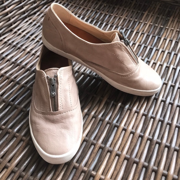 Frye Shoes - Frye Dylan Zip Moto Leather Sneaker Fawn Tan 8M